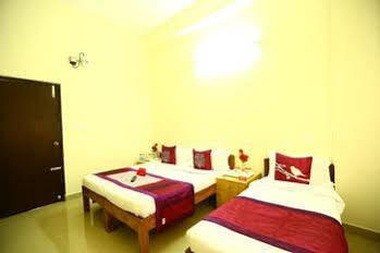 Capital O 10546 Parkway Inn Chennai Exterior foto